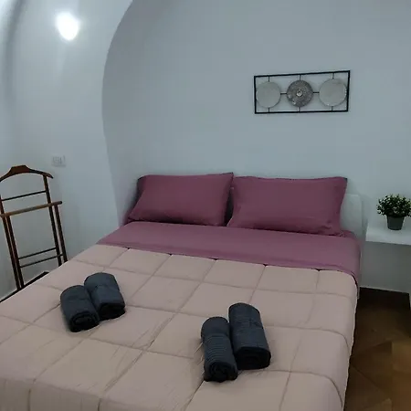 Maya's 3 Catania